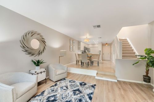 124 Lakepines, Irvine CA  92620-1924 exterior