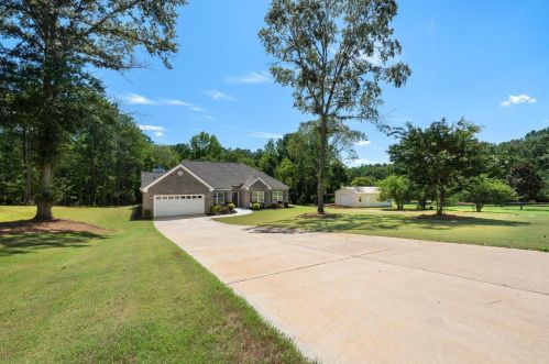 1508 Trestle Rd, Locust Grove, GA 30248-4212