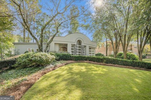 887 Berkshire Rd, Atlanta, GA 30324-4929