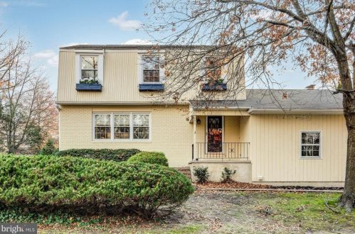 260 Village Ct, Haddonfield NJ  08033-1046 exterior