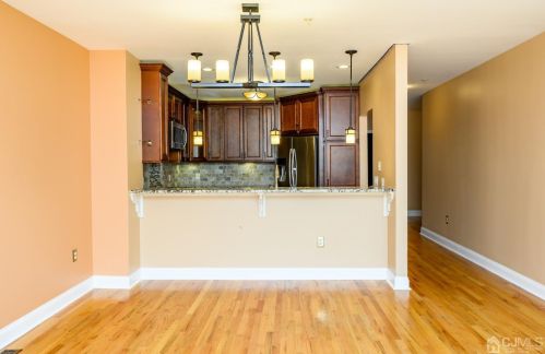 106 The Promenade, Edgewater NJ  07020-2103 exterior
