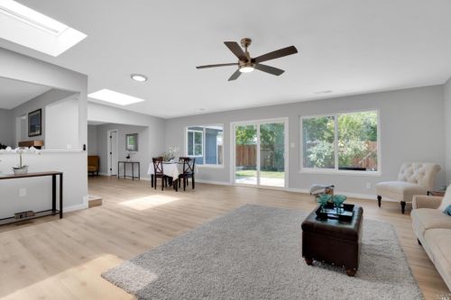 1111 Aspen Dr, Concord CA  94520-4001 exterior