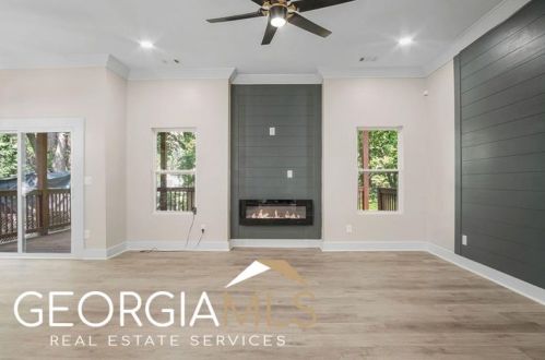 1452 Lockwood Dr, Atlanta GA  30311-3534 exterior