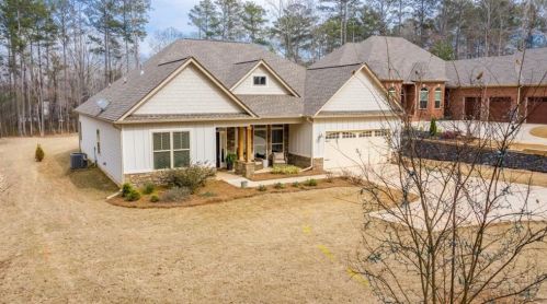 9109 Dearing St, Porterdale, GA 30014-0039