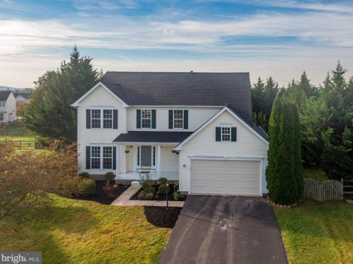 49 Pebble Beach Cir, Charles Town WV  25414-4061 exterior