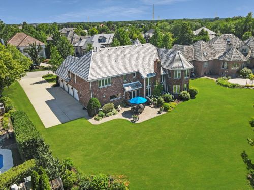 4 Loblolly Ct, Lemont IL  60439-7744 exterior