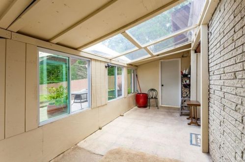 5870 Feldwood Rd, Atlanta GA  30349-2869 exterior