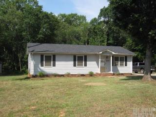 2124 Bill Lynch Rd, Lincolnton, NC 28092-6906