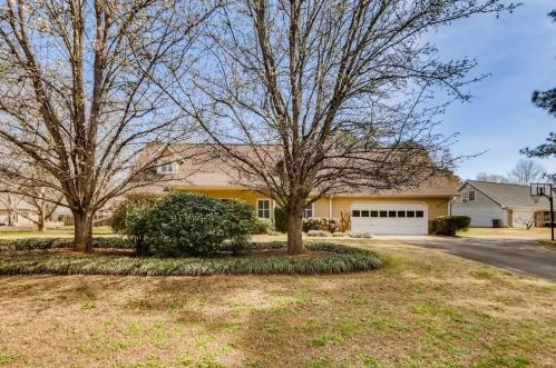3504 Cherry Creek Ct, Conyers, GA 30013-5822