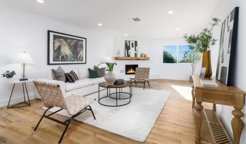 2063 Grandview St, Oceanside CA  92054-5618 exterior