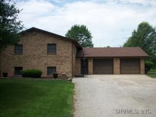 9 Meadow Acres, Millstadt, IL 62260-2800
