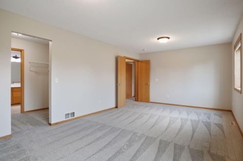 3348 Jansen Way, Saint Paul MN  55127-5126 exterior