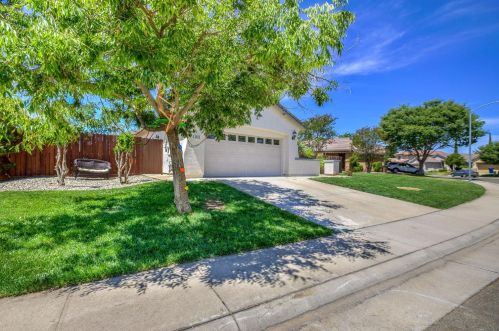 3225 Balada Way, Rancho Cordova, CA 95670-6922