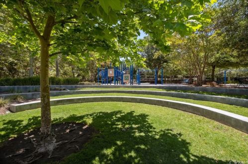 107 Canopy, Irvine CA  92603-0658 exterior