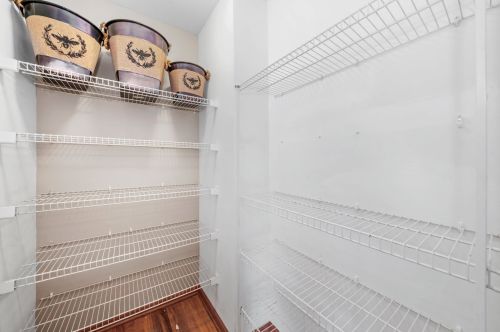 1445 Shaman Dr, Lemont IL  60490-5572 exterior