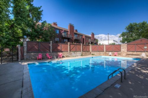 313 Lehow Ave, Englewood CO  80110-6743 exterior