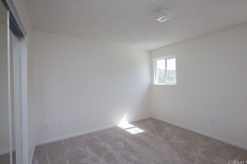 5560 Wentworth Dr, Riverside CA  92505-3156 exterior