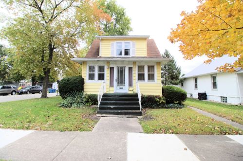 396 Wabash Ave, Bradley, IL 60915-1662