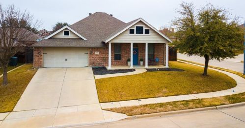 5729 Caballo St, Fort Worth, TX 76179-7741