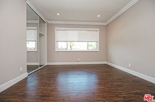 1526 Harle Pl, Anaheim CA  92802-2510 exterior