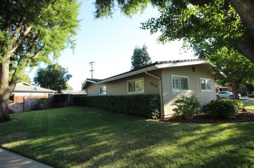 2713 Westchester Ln, Modesto, CA 95350-2451