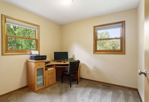 556 Edith Ave, Saint Paul MN  55115-2030 exterior