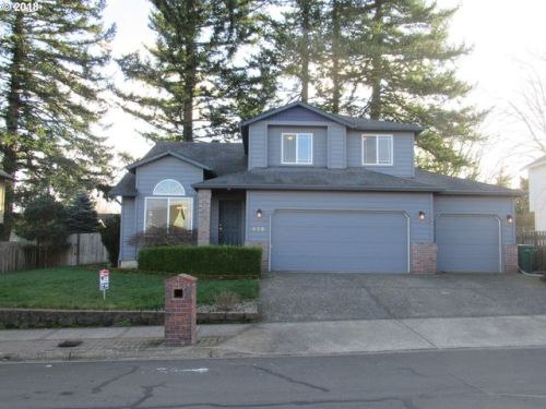 428 11th Cir, Wood Village, OR 97060-3247