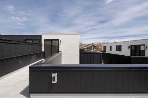 221 Garfield St, Denver CO  80206-3137 exterior