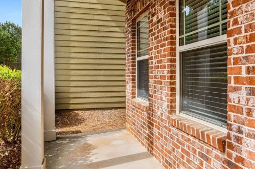 334 Pin Oak Ave, Holly Springs, GA 30188-3317