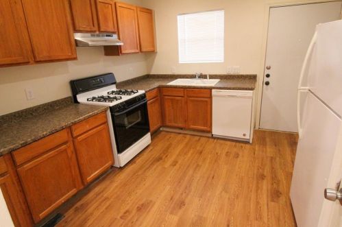 6705 Canal St, Austin TX  78741-3501 exterior