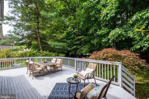 2612 Belle Crest Ln, Silver Spring MD 20906-3173 exterior