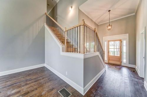 542 Black Horse Cir, Holly Springs, GA 30114-5198