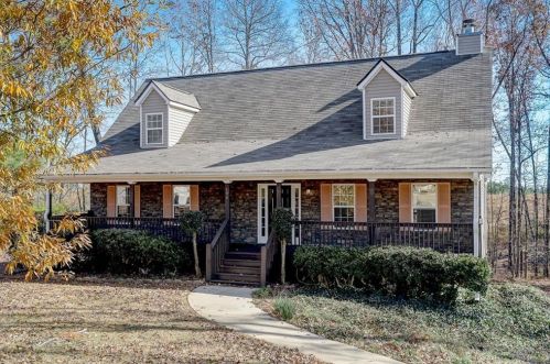 190 Homeplace Dr, Porterdale, GA 30016-8537