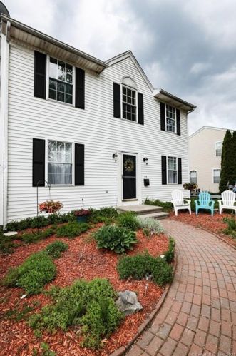 23 Parker Terrace Ext, Glastonbury, CT 06033-2012