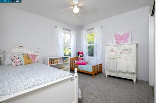 1829 Noemi Dr, Concord CA  94519-1445 exterior