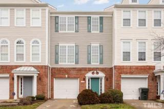 5522 Shady Crest Dr, Raleigh, NC 27613-5204