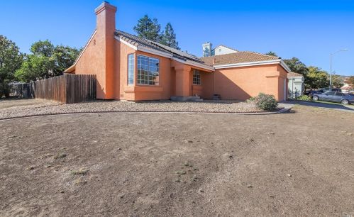 600 Fox Pointe Rd, Vacaville, CA 95687-7509