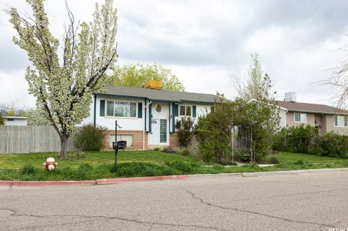 2226 500, Clearfield, UT 84015-2011