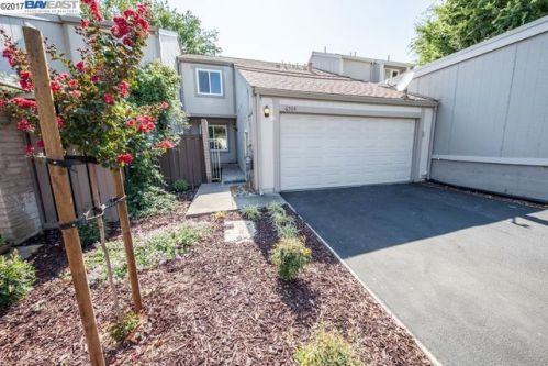 6504 Oak Manor Plz, Pacheco, CA 94553-6113