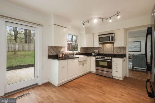 3224 Birchtree Ln, Silver Spring MD 20906-3032 exterior