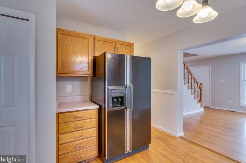 165 Gingerbread Ln, Harpers Ferry WV 25425-5591 exterior