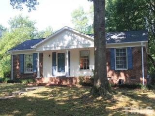 6015 Stratton Pl, Raleigh, NC 27609-3637
