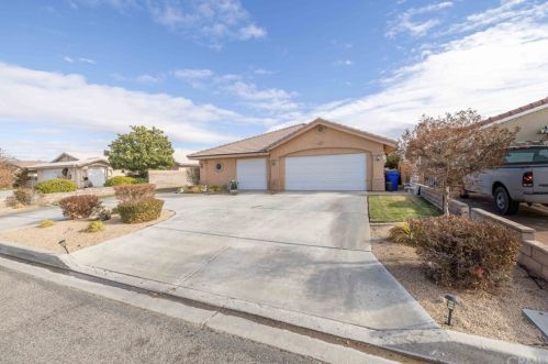 26353 Driftwood Ln, Helendale, CA 92342-7765