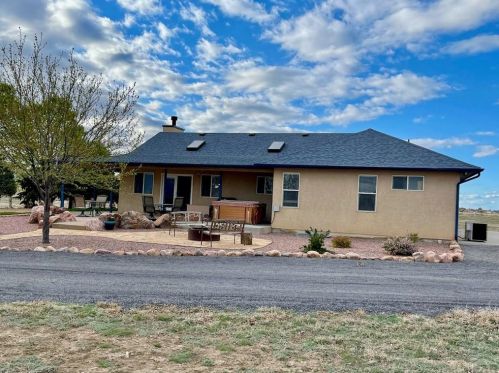 938 Gantts Fort Ave, Pueblo, CO 81007-1379
