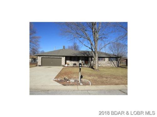 409 Ponderosa Ct, Lebanon, MO 65536-9762