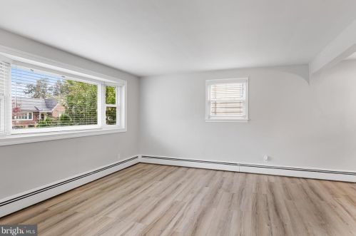 347 Ardmore Ave, Tavistock NJ  08033-1001 exterior