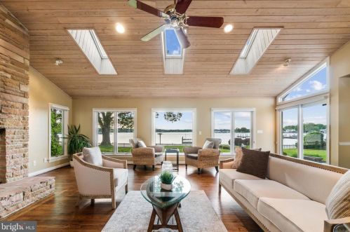 1258 River Rd, Shady Side MD 20764-9694 exterior