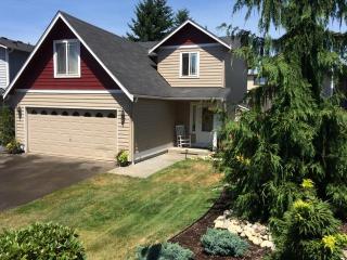 1631 117th St, Tacoma, WA 98444-2461