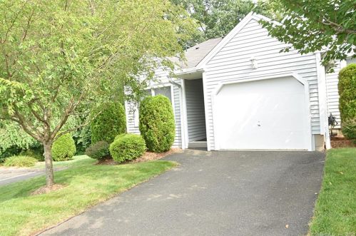 927 Sweetheart Path, Southington, CT 06489-3492