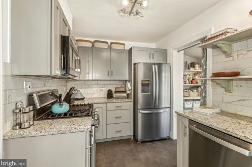 9126 Bradford Rd, Silver Spring MD 20901-4918 exterior